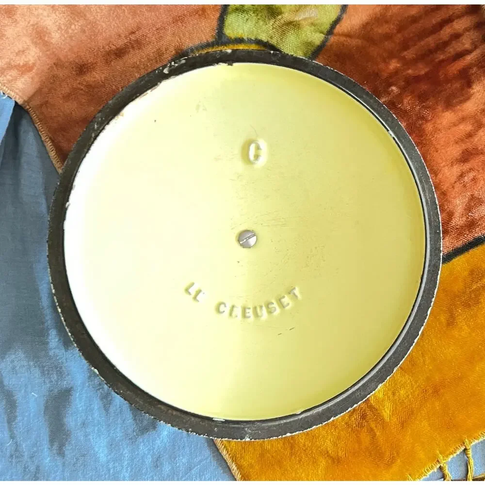 Vintage Le Creuset Elysees Pale Yellow 2.5 QT Dutch Oven LID ONLY Square Knob #C